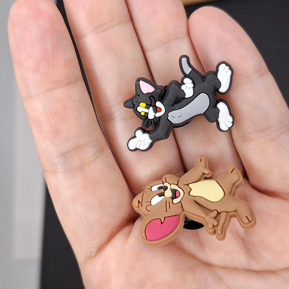 Tom and Jerry croc charm clog pin cat mouse chase